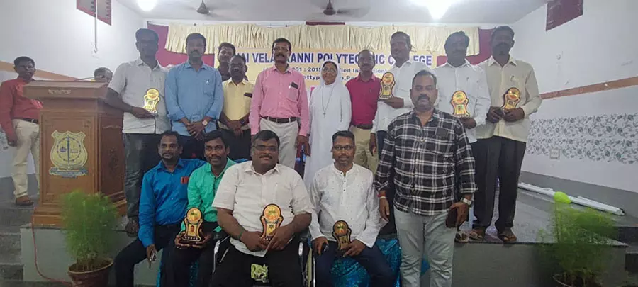 அன்னை வேளாங்கன்னி பாலிடெக்னிக் கல்லூரியில் முன்னாள் மாணவர்கள் சந்திப்பு அன்னை வேளாங்கன்னி பாலிடெக்னிக் கல்லூரியில் முன்னாள் மாணவர்கள் சந்திப்பு