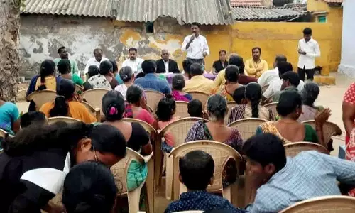 சுண்டமேடு பகுதியில் சட்ட விழிப்புணா்வு முகாம்