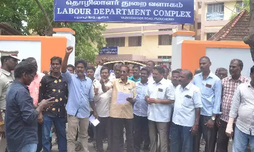 ஸ்பின்கோ தொழிற்சங்கத்தினர் முற்றுகை