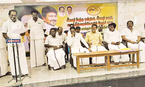 தமிழகத்தில் முதல்வர் மீது 30 சதவீதம் ஆதரவு கூடியுள்ளது