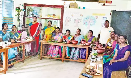 மதுக்கூர் சிராங்குடி அரசு பள்ளியில் பாரம் பரிய உணவு திருவிழா