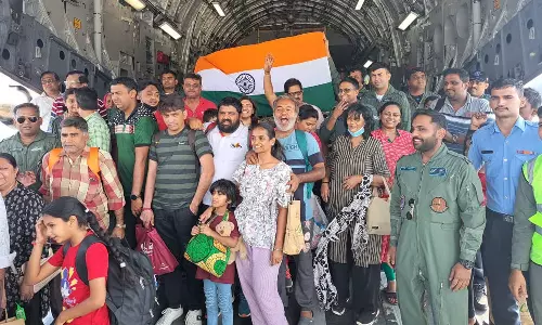 சூடானில் இருந்து மீட்கப்பட்ட 246 இந்தியர்கள் மும்பை வந்தடைந்தனர்