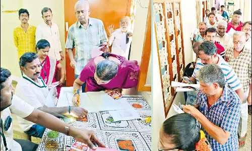 மீனாட்சி அம்மன் கோவில் சித்திரை திருவிழா: திருக்கல்யாண டிக்கெட் வினியோகம் தொடங்கியது