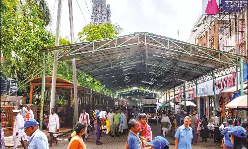 மீனாட்சி அம்மன் திருக்கல்யாண விழாவில் பக்தர்கள் நெரிசல் இன்றி தரிசிக்க ஏற்பாடுகள்