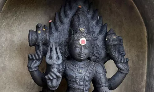 பைரவரை  21 அஷ்டமி நாளில் விரதம் இருந்து வணங்கினால்...