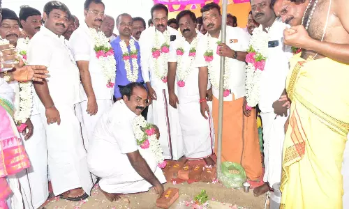 கந்தர்வகோட்டை அருகே ரூ.8.15 கோடி மதிப்பீட்டில் பாலம் கட்டும் பணி