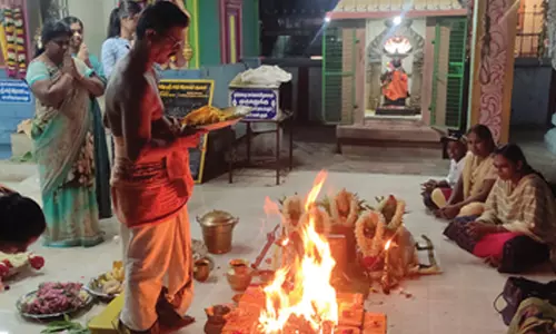 பரமத்திவேலூர் சக்தி நகர் விநாயகர் கோவிலில் உலக நன்மை வேண்டி குரு உபசார, கலச ஹோம பூஜை