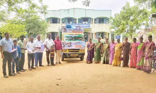அரசு பள்ளியில் மாணவர்கள் சேர்கை குறித்த விழிப்புணர்வு பிரச்சாரம்
