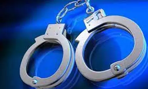 கோவையில் 15 பவுன் தங்க கட்டியை திருடிய தொழிலாளி