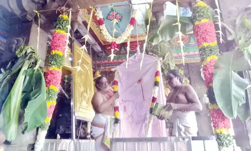 சுவாமிமலை சுவாமிநாதசாமி கோவிலில் சித்திரை பெருவிழா கொடியேற்றம்