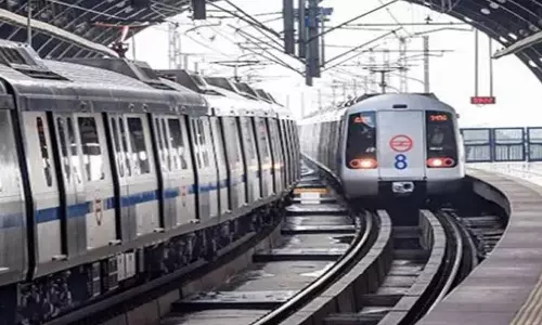 டெல்லி மெட்ரோவில் ஆபாச செய்கையில் ஈடுபட்ட நபர்.. கடும் நடவடிக்கை தேவை - மகளிர் ஆணையம் நோட்டீஸ்!