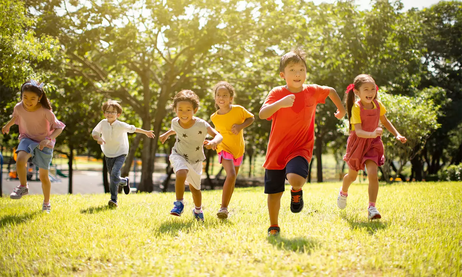 வெயில் காலத்தில் குழந்தைகளுக்கு ஏற்படும் அபாயம் வெயில் காலத்தில் குழந்தைகளுக்கு ஏற்படும் அபாயம்