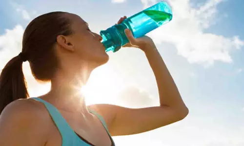 கோடை வெயிலில் இருந்து தப்பிக்க பொதுமக்கள் கடைப்பிடிக்க வேண்டிய வழிமுறைகள் - கலெக்டர் அறிவிப்பு