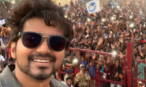 இந்த தவறை மட்டும் செய்யாதீர்கள் - ரசிகருக்கு அறிவுரை கூறிய விஜய்