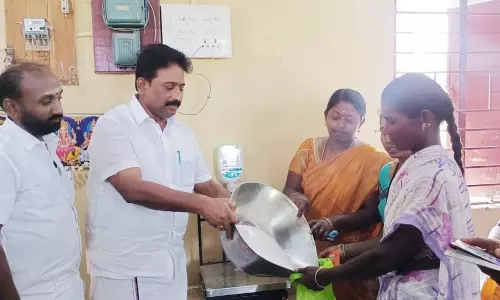 பகுதிநேர நியாயவிலை கடை- தங்கபாண்டியன் எம்.எல்.ஏ. திறந்து வைத்தார்