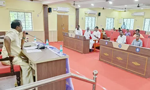 குடியாத்தம் சிரசு ஊர்வல பாதைகளில் ஆக்கிரமிப்பு அகற்றப்படும்