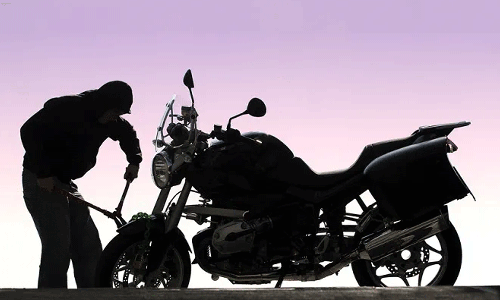 வனத்துறை ஊழியரின் பைக் திருட்டு