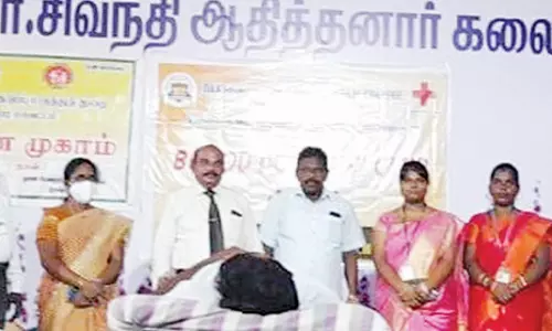 நெல்லை தட்சணமாற நாடார் சங்க கல்லூரியில் ரத்ததான முகாம்