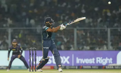 விஜய் சங்கர் அதிரடி - 7 விக்கெட் வித்தியாசத்தில் கொல்கத்தாவை வீழ்த்தியது குஜராத் டைட்டன்ஸ்