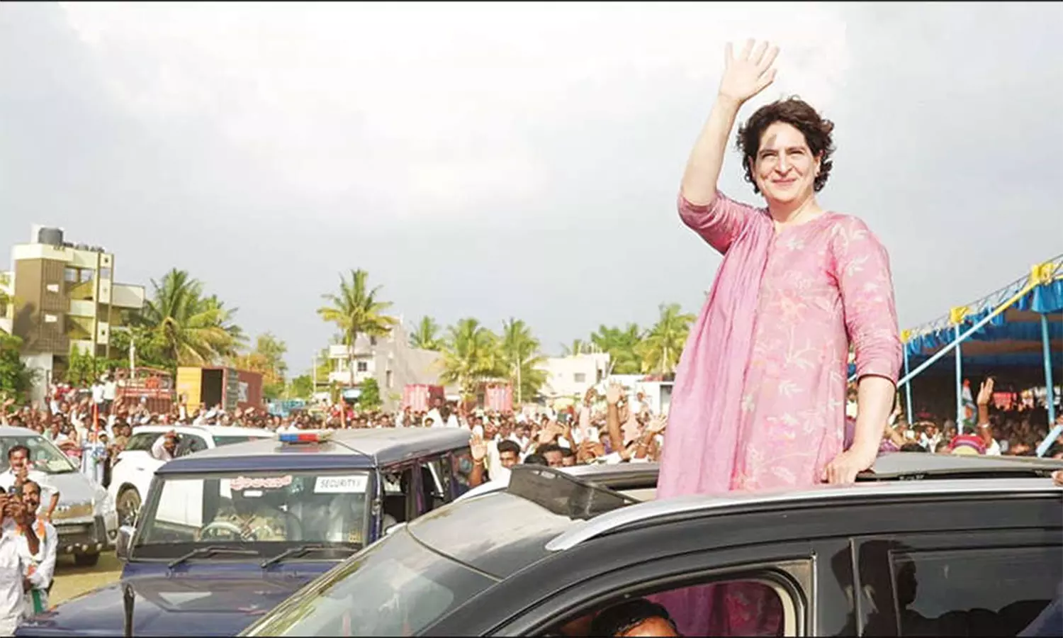 தனது வேதனைகளை விவரிக்கும் முதல் பிரதமர், மோடி தான்: பிரியங்கா காந்தி தனது வேதனைகளை விவரிக்கும் முதல் பிரதமர், மோடி தான்: பிரியங்கா காந்தி