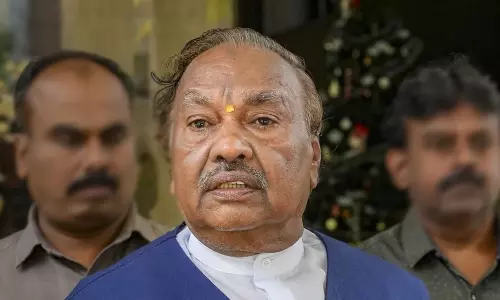 மல்லிகார்ஜூன கார்கே அரசியலில் இருந்து ஓய்வு பெற வேண்டும்: ஈஸ்வரப்பா வலியுறுத்தல்