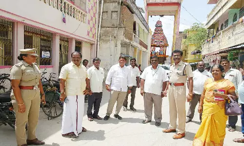 குடியாத்தம் நெல்லூர் பேட்டை கருப்புலீஸ்வரர் கோவில் தேரோட்ட பணிகள் ஆய்வு