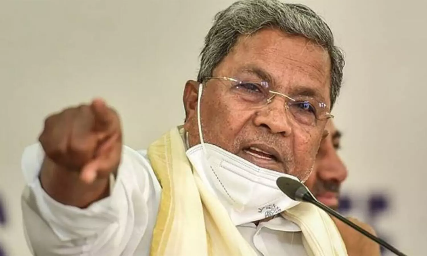 பிரதமர் மோடியுடன் ஓட்ட பந்தயத்தில் பங்கேற்க தயார்: சித்தராமையா சவால்