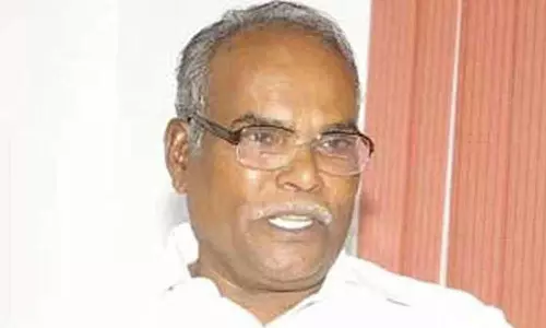 மதுக்கடைகளை படிப்படியாக மூட நடவடிக்கை எடுக்க வேண்டும்- பாலகிருஷ்ணன் வலியுறுத்தல்