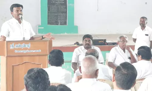 புகழிமலை ஸ்ரீ பாலசுப்ரமணியசுவாமி கோவிலில் மண்டலாபிஷேகம் குறித்த ஆலோசனை கூட்டம்