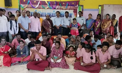 மாற்றுத்திறனாளிகள் பள்ளியில் முப்பெரும் விழா