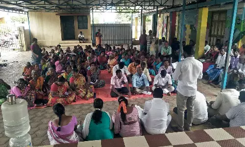 இலவச வீட்டு மனை பட்டா வழங்காததால் கிராம சபை கூட்டத்தை புறக்கணித்த பொதுமக்கள்