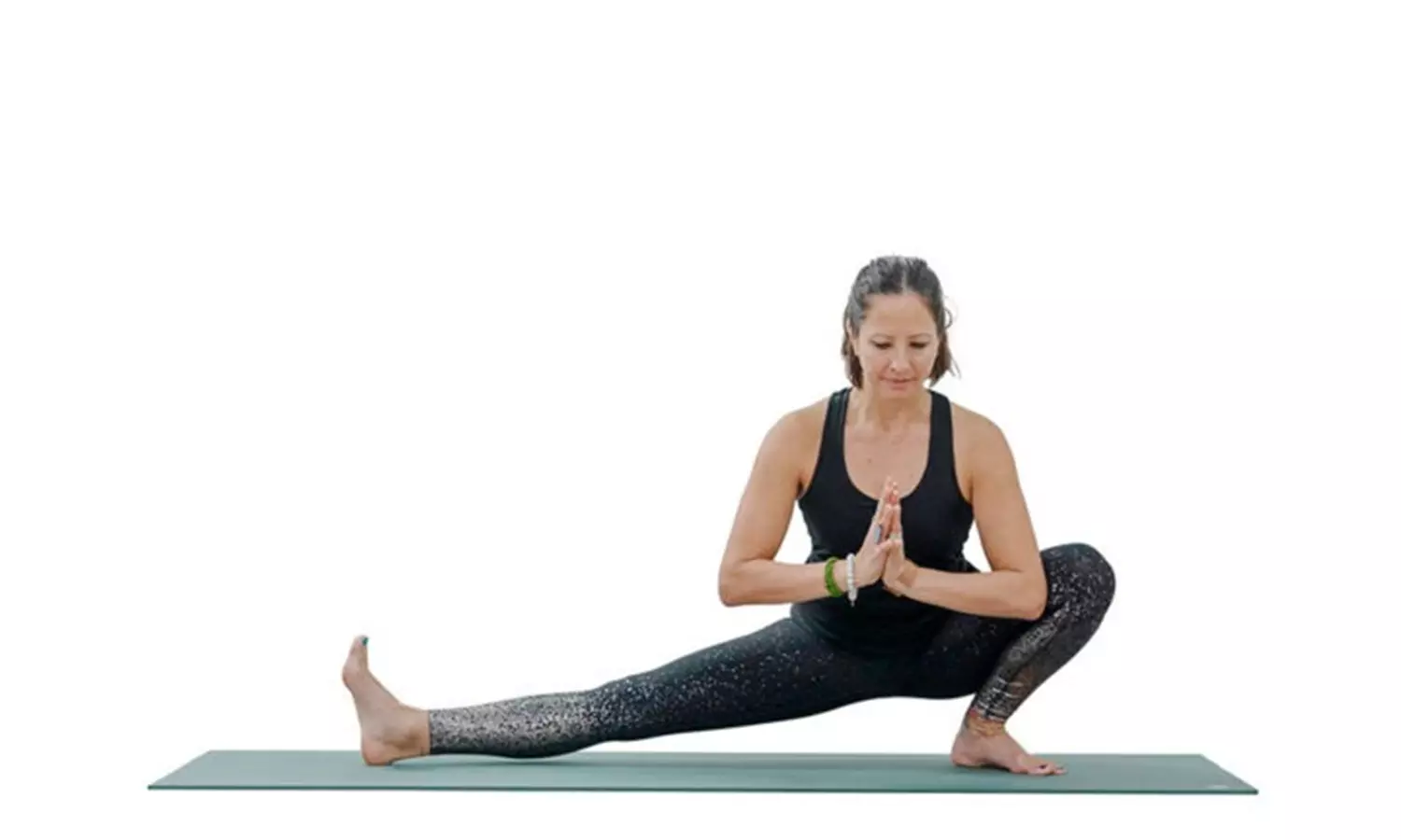 8 Yoga Poses to Relieve Calf Tightness