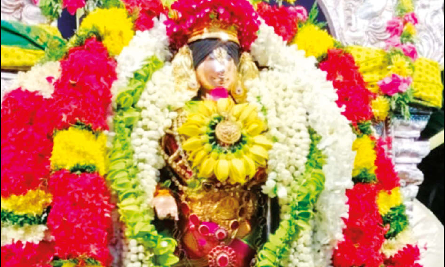 காப்பு கட்டுதல் நிகழ்ச்சியுடன் திருவிழா தொடங்கியது: கள்ளழகர், நாளை மதுரை புறப்படுகிறார்