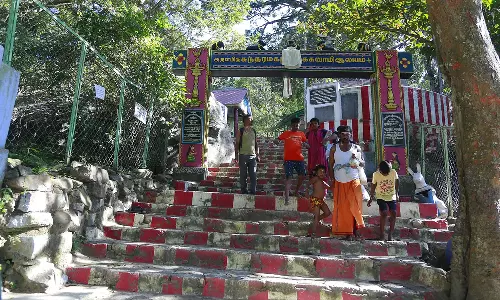 சதுரகிரி கோவில் செல்ல 4 நாட்கள் அனுமதி: நாளை முதல் பக்தர்கள் செல்லலாம்