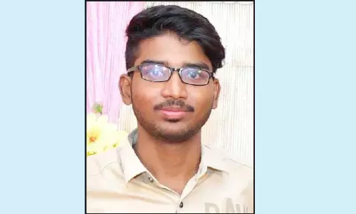 என்ஜினீயரிங் பட்டதாரி தூக்குப்போட்டு தற்கொலை