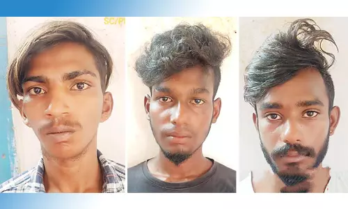 வியாபாரியை சரமாரியாக அடித்து  உதைத்த 5 வாலிபர்கள் கைது