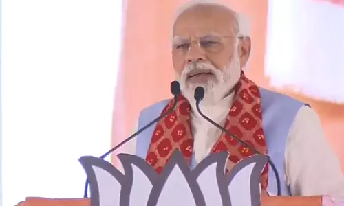 காங்கிரஸ் கட்சி பயங்கரவாதிகளுக்கு ஆதரவாக செயல்படுகிறது- பிரசாரத்தில் பிரதமர் மோடி ஆவேசம்