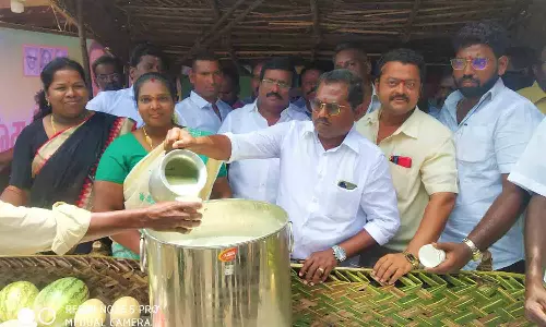 தி.மு.க. சார்பில் நீர் மோர் பந்தல்