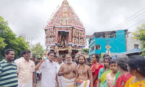 திருக்கடையூர் அமிர்தகடேஸ்வரர் கோவிலில் சித்திரை திருவிழா தேரோட்டம்