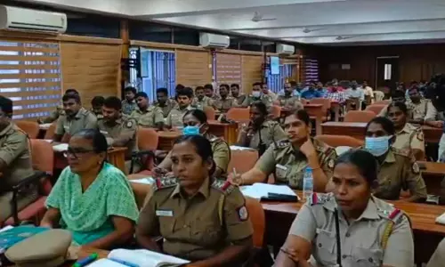 தீவிரவாதம் தடுப்பு தொடர்பாக போலீசாருக்கு பயிற்சி