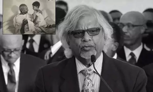 மகாத்மா காந்தியின் பேரன் காலமானார்