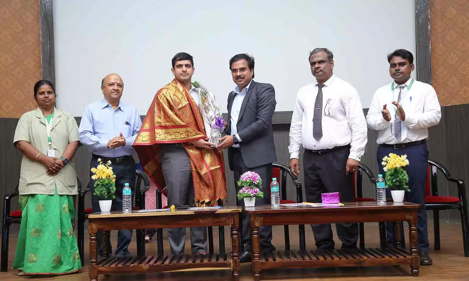 சிவில் சர்வீஸ் குறித்த வழிகாட்டுதல் நிகழ்ச்சி