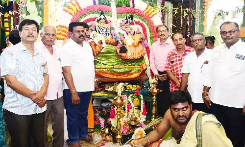 மீனாட்சி சுந்தரேஸ்வரர் திருக்கல்யாணம்