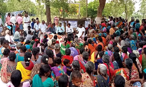 கோவிந்தபேரி ஊராட்சியில் கிராமசபை கூட்டத்தில் கடன் உதவி