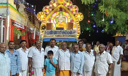 மகுடஞ்சாவடியில் மாரியம்மன் கோவில் தேர்த் திருவிழா