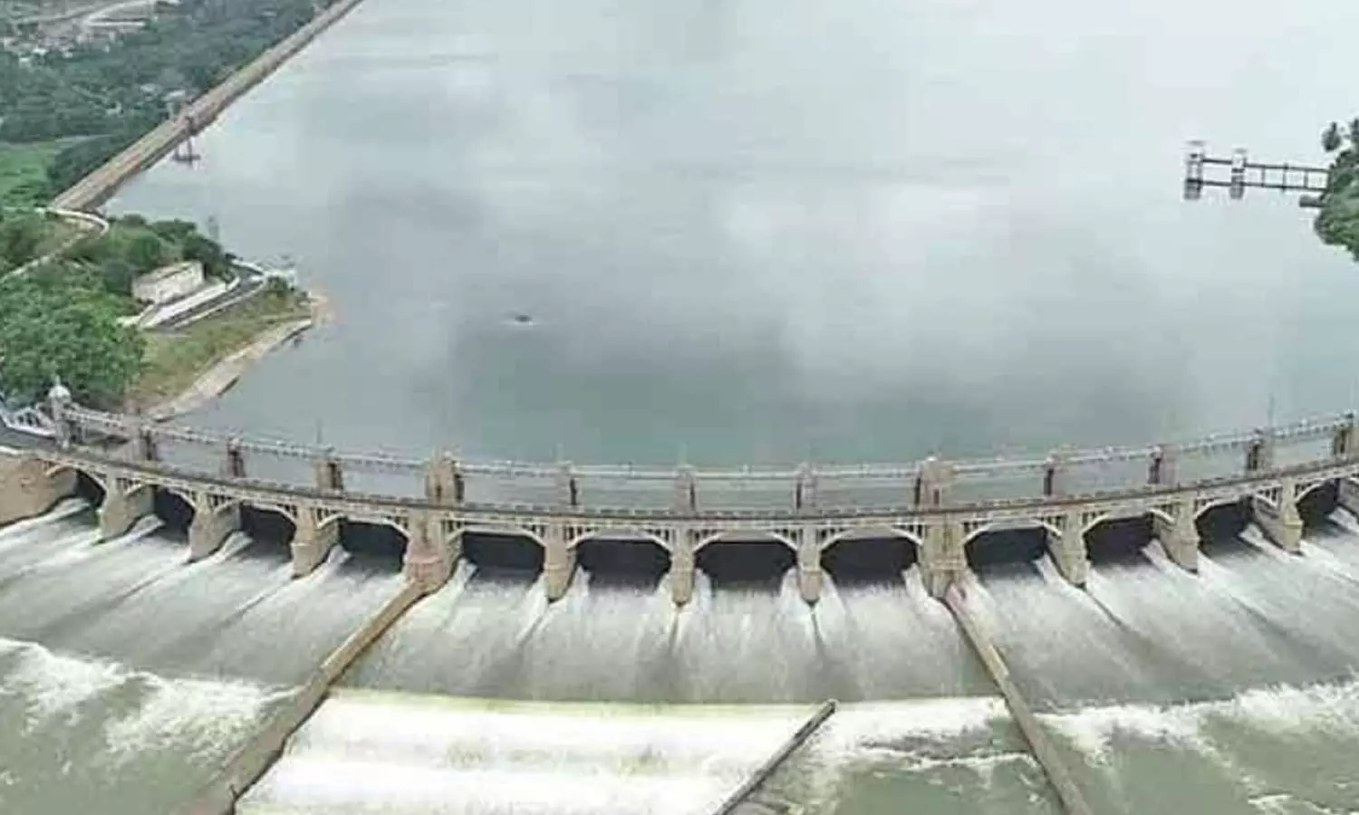 மேட்டூர் அணைக்கு நீர்வரத்து 6700 கனஅடியாக அதிகரிப்பு மேட்டூர் அணைக்கு நீர்வரத்து 6700 கனஅடியாக அதிகரிப்பு