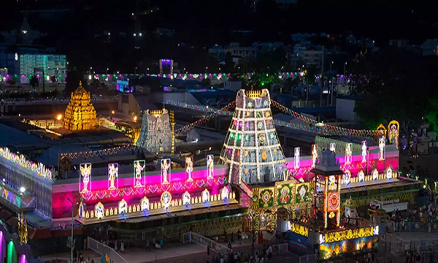 திருப்பதி ஏழுமலையான் கோவிலில் பவுர்ணமி கருட சேவை நாளை நடக்கிறது திருப்பதி ஏழுமலையான் கோவிலில் பவுர்ணமி கருட சேவை நாளை நடக்கிறது