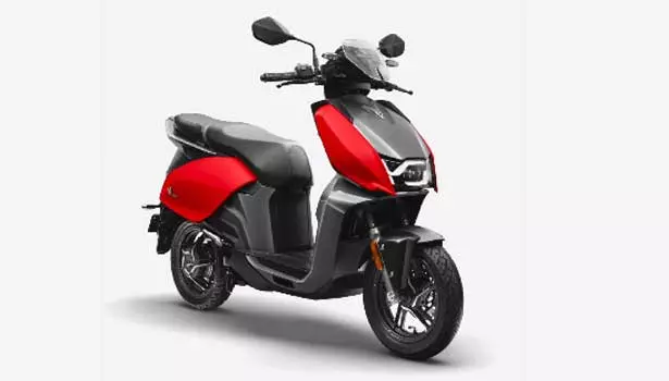 எலெக்ட்ரிக் ஸ்கூட்டர் விலையை திடீரென குறைத்த ஹீரோ மோட்டோகார்ப் எலெக்ட்ரிக் ஸ்கூட்டர் விலையை திடீரென குறைத்த ஹீரோ மோட்டோகார்ப்