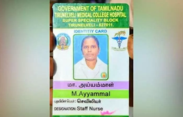 நெல்லை அரசு மருத்துவமனை அருகே செவிலியர் உயிரோடு எரித்து கொலை- கணவர் போலீசில் சரண் நெல்லை அரசு மருத்துவமனை அருகே செவிலியர் உயிரோடு எரித்து கொலை- கணவர் போலீசில் சரண்