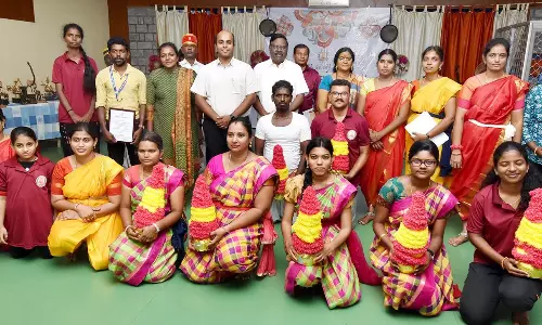 கலை செய் கற்பி- நிறைவு விழாவில் பயிற்சி பெற்ற ஆசிரியர்களுக்கு சான்றிதழ்